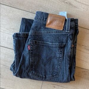 Levi's Women's Ribcage Straight Ankle Jeans